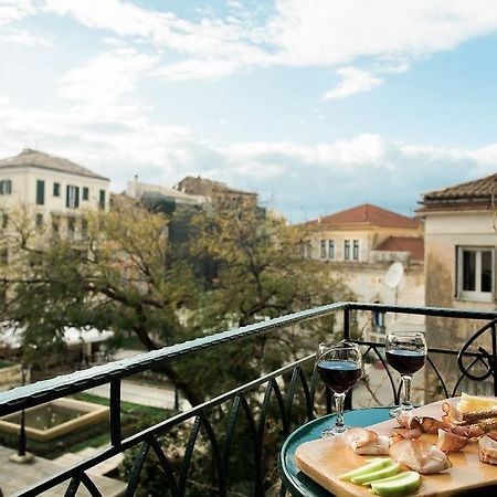Deluxe Town Hall Square Flat In Historical Center 2 Corfu  Экстерьер фото