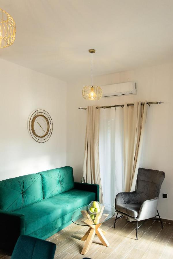 Deluxe Town Hall Square Flat In Historical Center 2 Corfu  Экстерьер фото