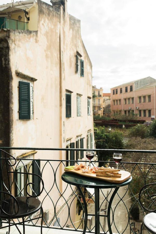 Deluxe Town Hall Square Flat In Historical Center 2 Corfu  Экстерьер фото